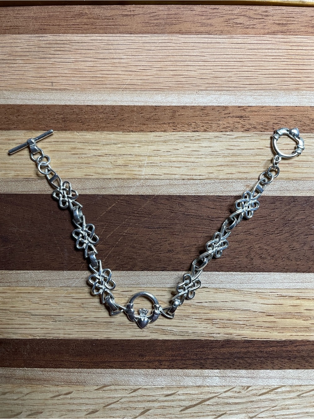 925  Silver Celtic Claddagh  and Knot  toggle bracelet 7.5” weighs 9.77 grams